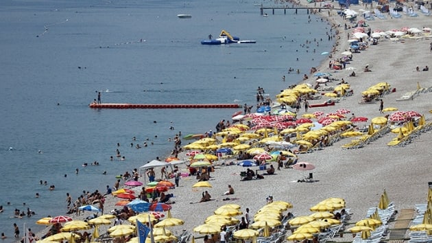Antalya Rus turist sayısında bütün zamanların rekorunu kırdı