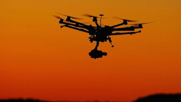 Hindistan jetleri sınırda Pakistan’a ait drone’u düşürdü